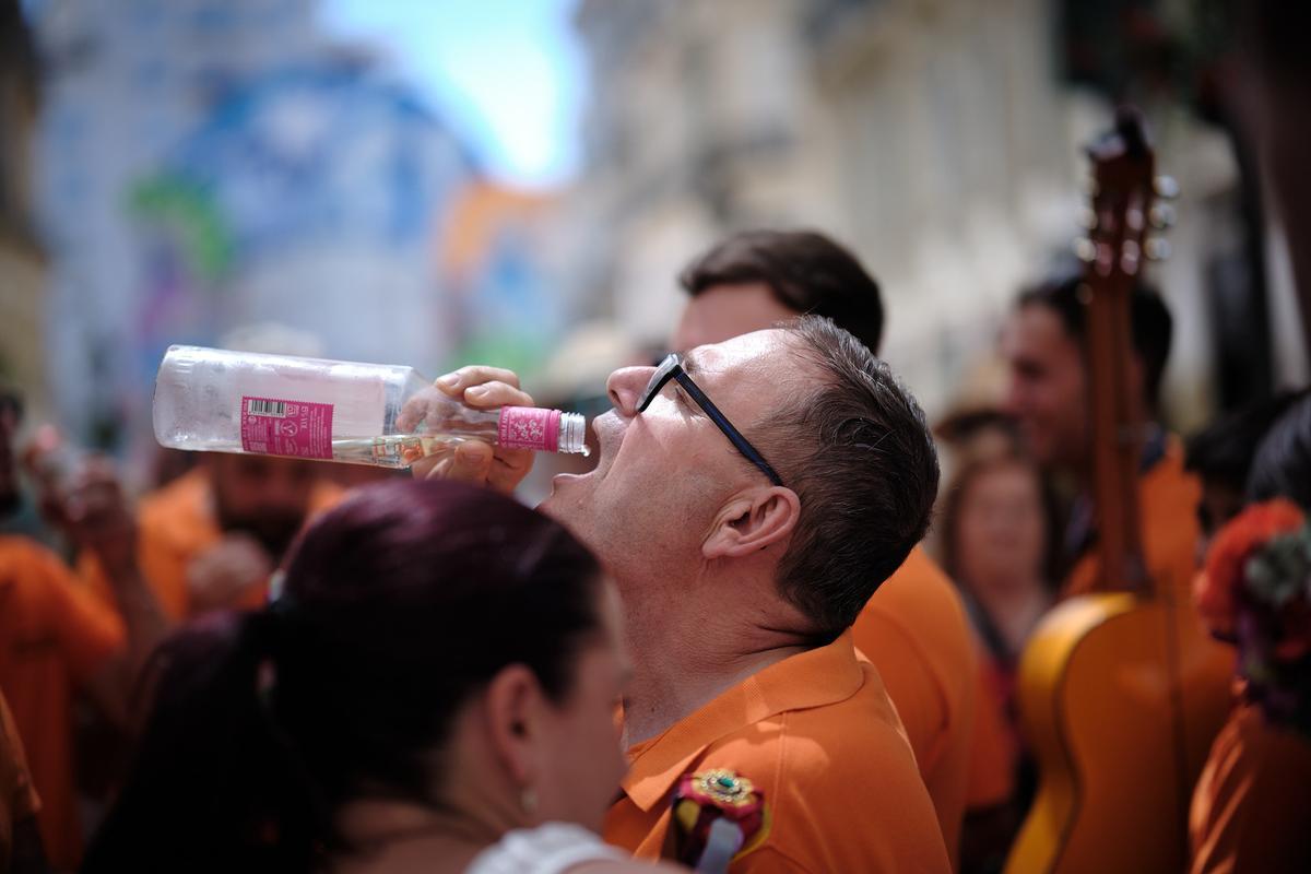 Apurando las últimas gotas de fiesta