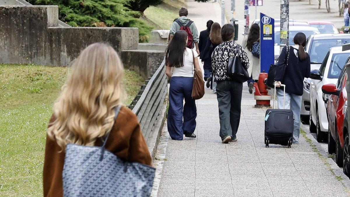 Estudantes no Campus Vida da USC
