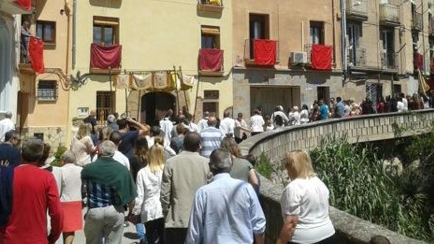 Seguici de la processó pels carrers de Monistrol de Montserrat