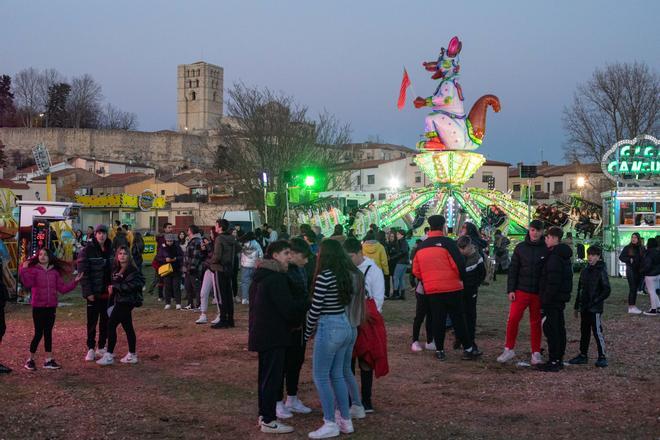 GALERÍA | Los caballitos acampan en el Campo de la Verdad de Zamora