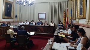 Imagen del Pleno municipal del 8 de julio, en que se aprobó renunciar a la municipalización del servicio de limpieza viaria