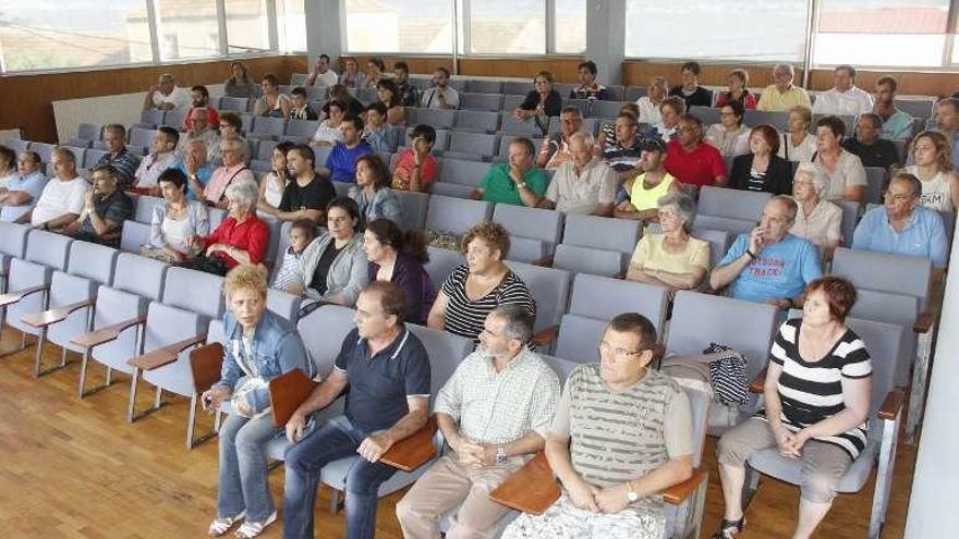 Primera asamblea de usuarios celebrada en agosto. // Santos Álvarez