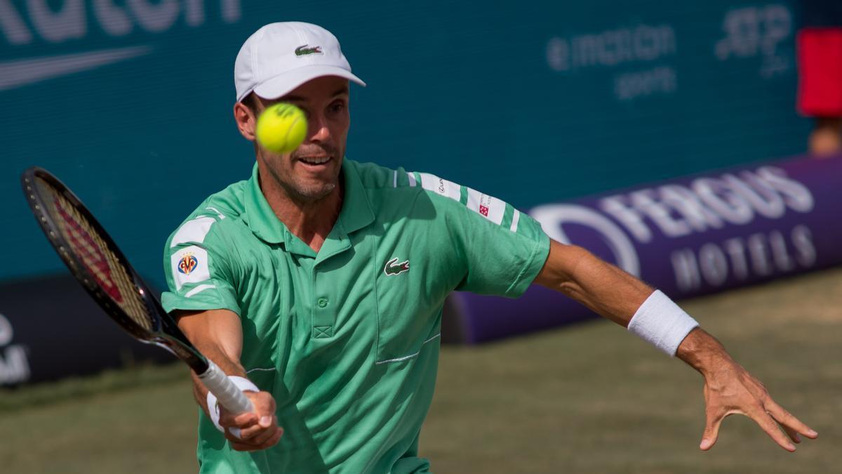 Roberto Bautista, ante Antoine Bellier en las semifinales de Mallorca