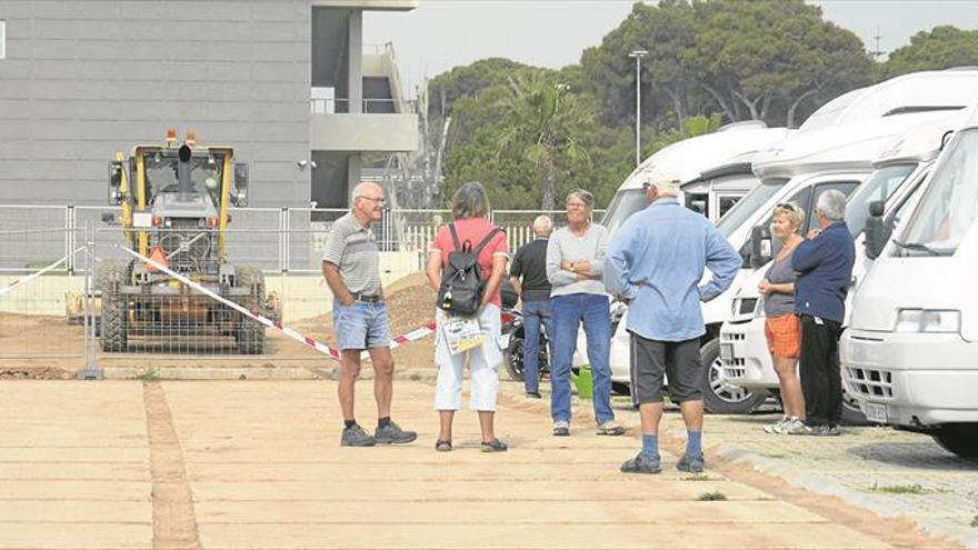 Una ordenanza marcará las zonas de aparcamiento de autocaravanas en Castellón