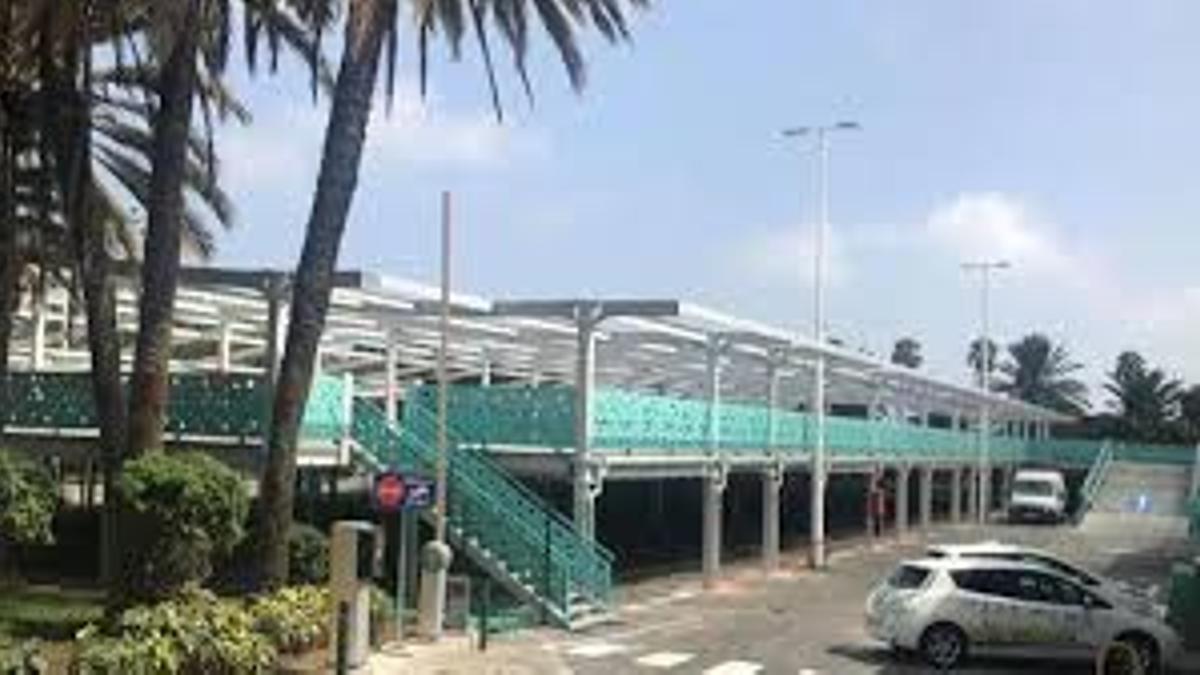 Ejemplo de aparcamiento en altura.