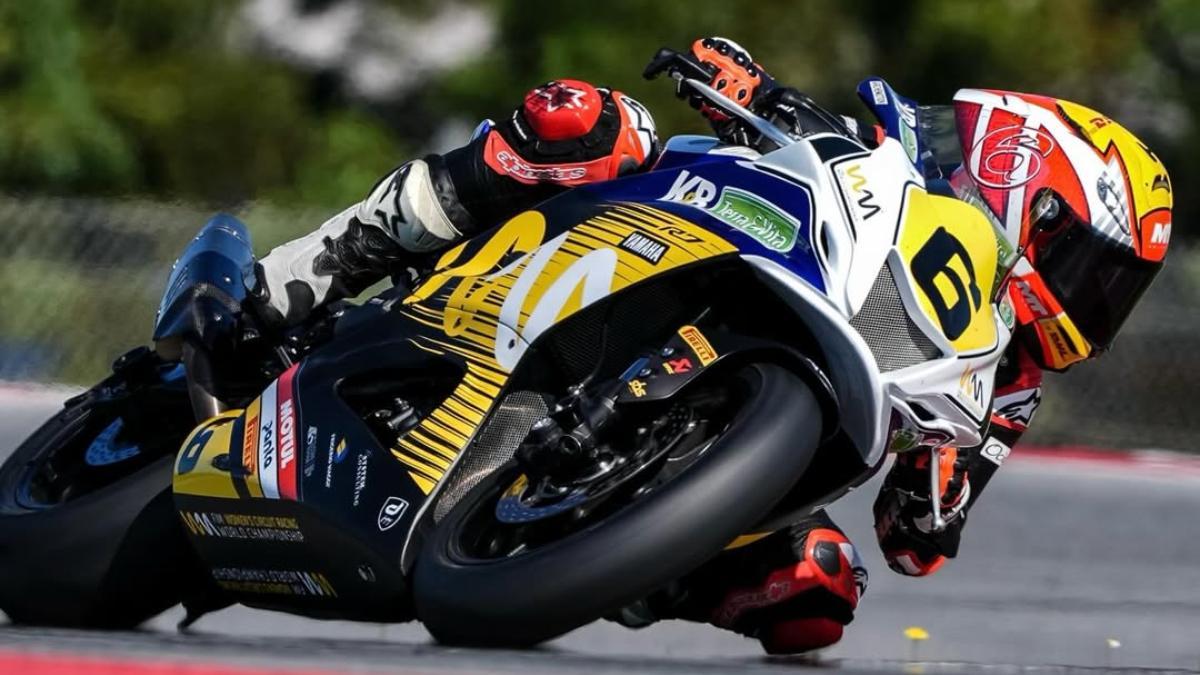 María Herrera, vigente campeona, durante los test de pretemporada en Portimao