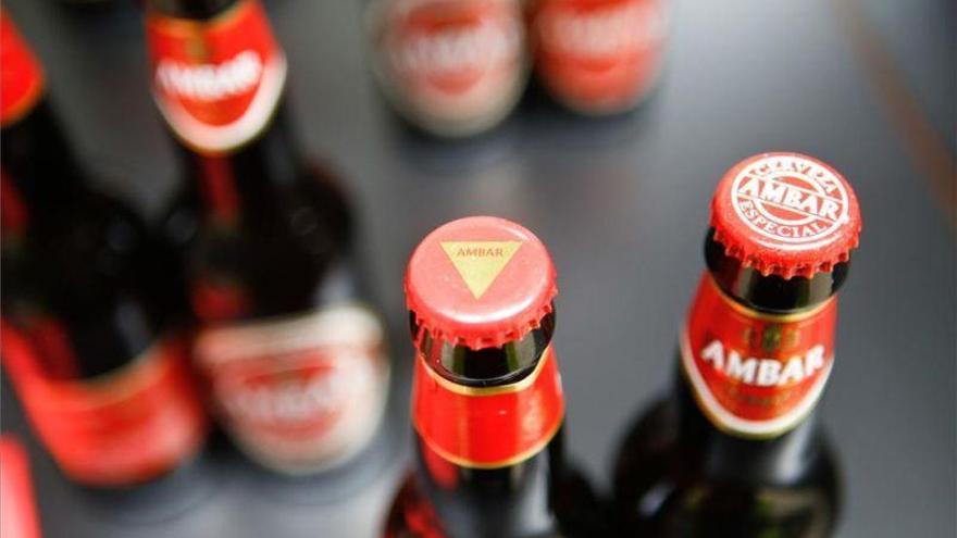 Cerveza Ambar desmonta los clichés de consumo de cerveza en mujeres