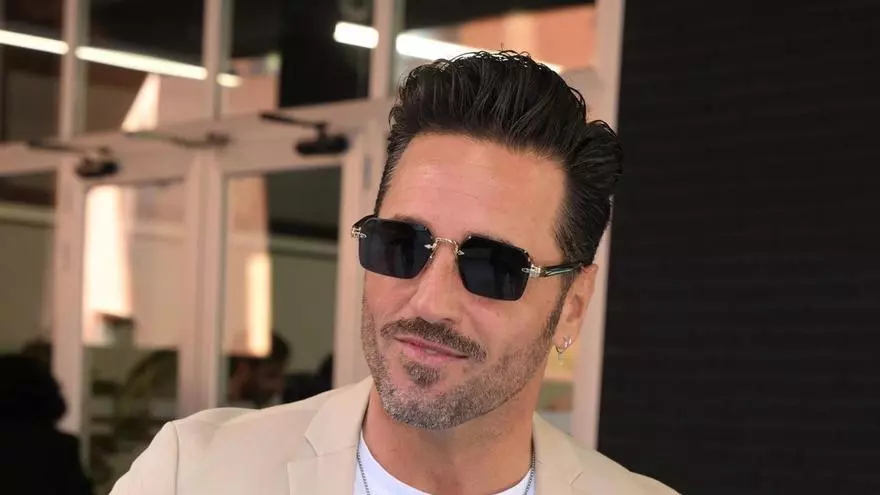 VÍDEO: David Bustamante, muy afectado, reacciona a la muerte del padre de Paula Echevarría: "La pérdida es dura para todos"