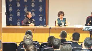 La Policia Nacional se forma y se actualiza en materia de violencia de género en Canarias