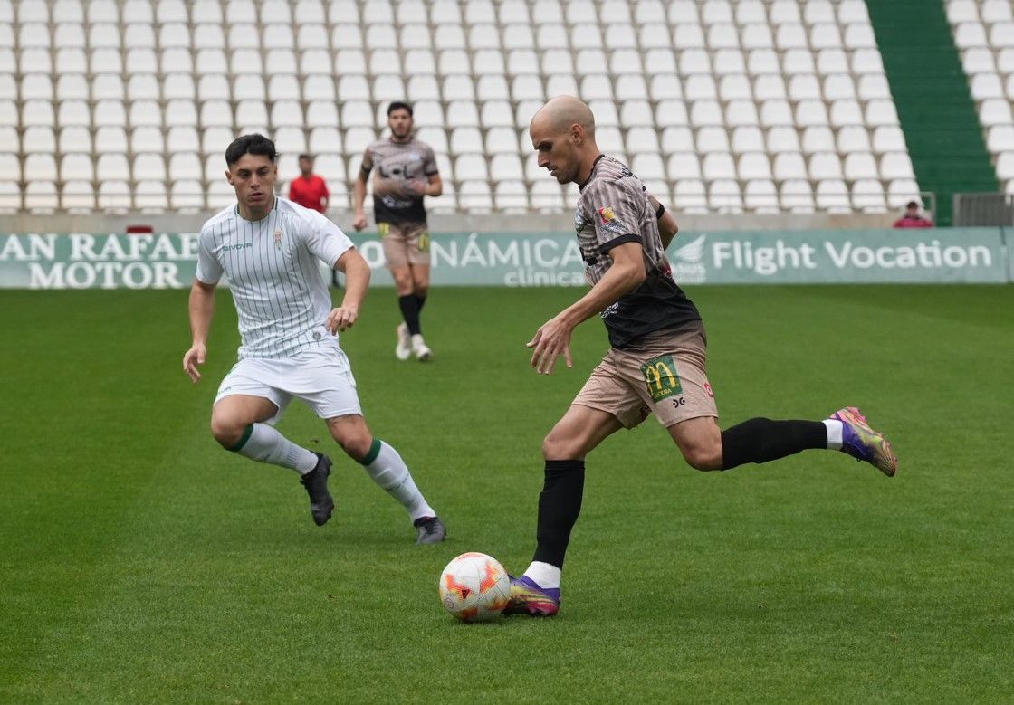 Las imágenes del Córdoba CF B-Ciudad de Lucena