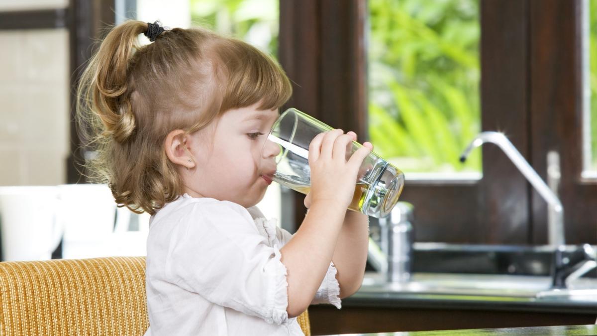 El coste del agua se está poniendo a un precio que empieza a amenazar al consumo doméstico