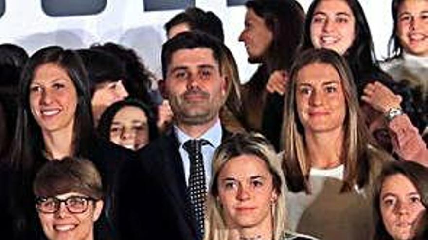 Jugadoras, en una asamblea.