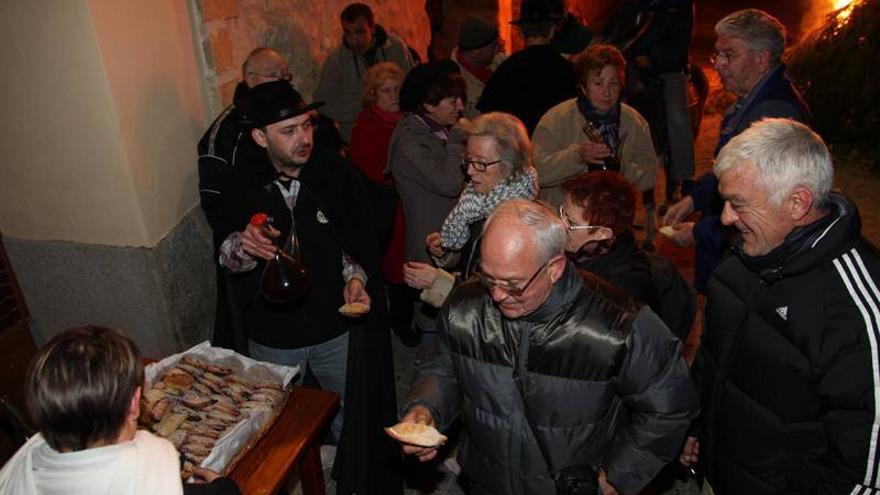 Palanques cumple con las tradiciones de Sant Antoni