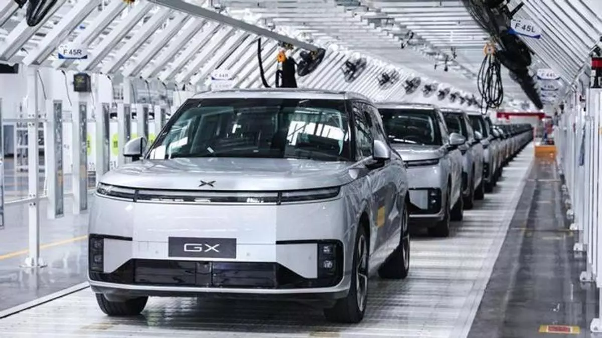 Xpeng crea un robotaxi autónomo que sustituye los sensores de radar por cámaras de visión artificial