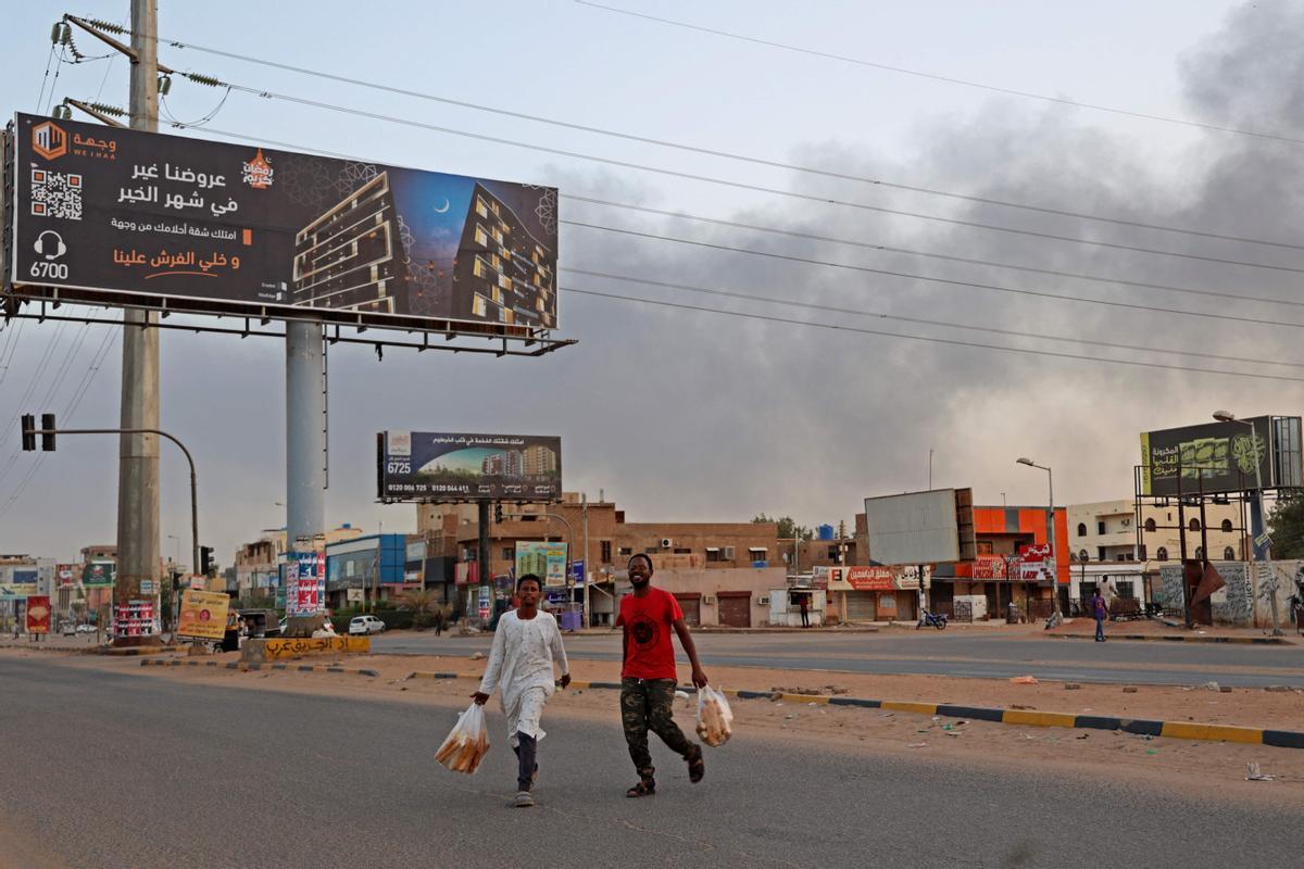 Conflicto armado en Sudán. La lucha de poder entre dos generales empuja al país hacia la guerra civil