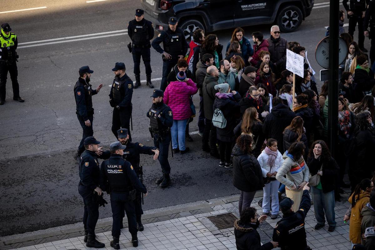 Primer día de huelga educativa en Aragón. Primer día de huelga educativa en Aragón.