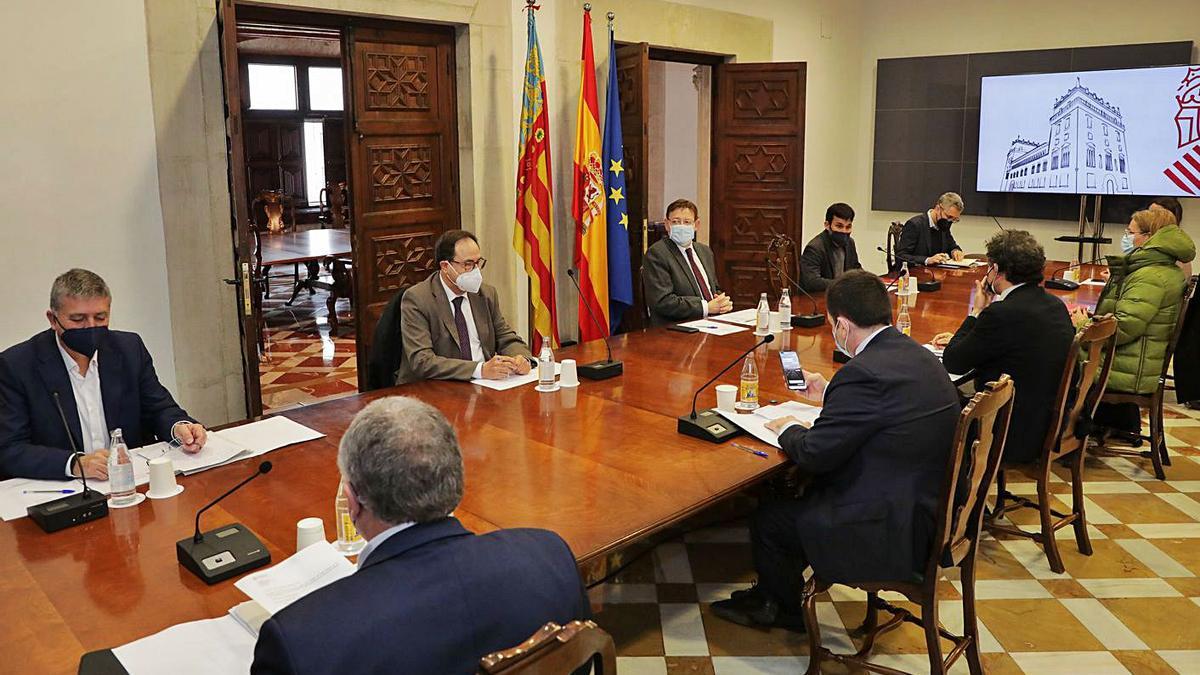 Puig anunció ayer la iniciativa tras la reunión de la comisión de seguimiento del Plan Resistir.