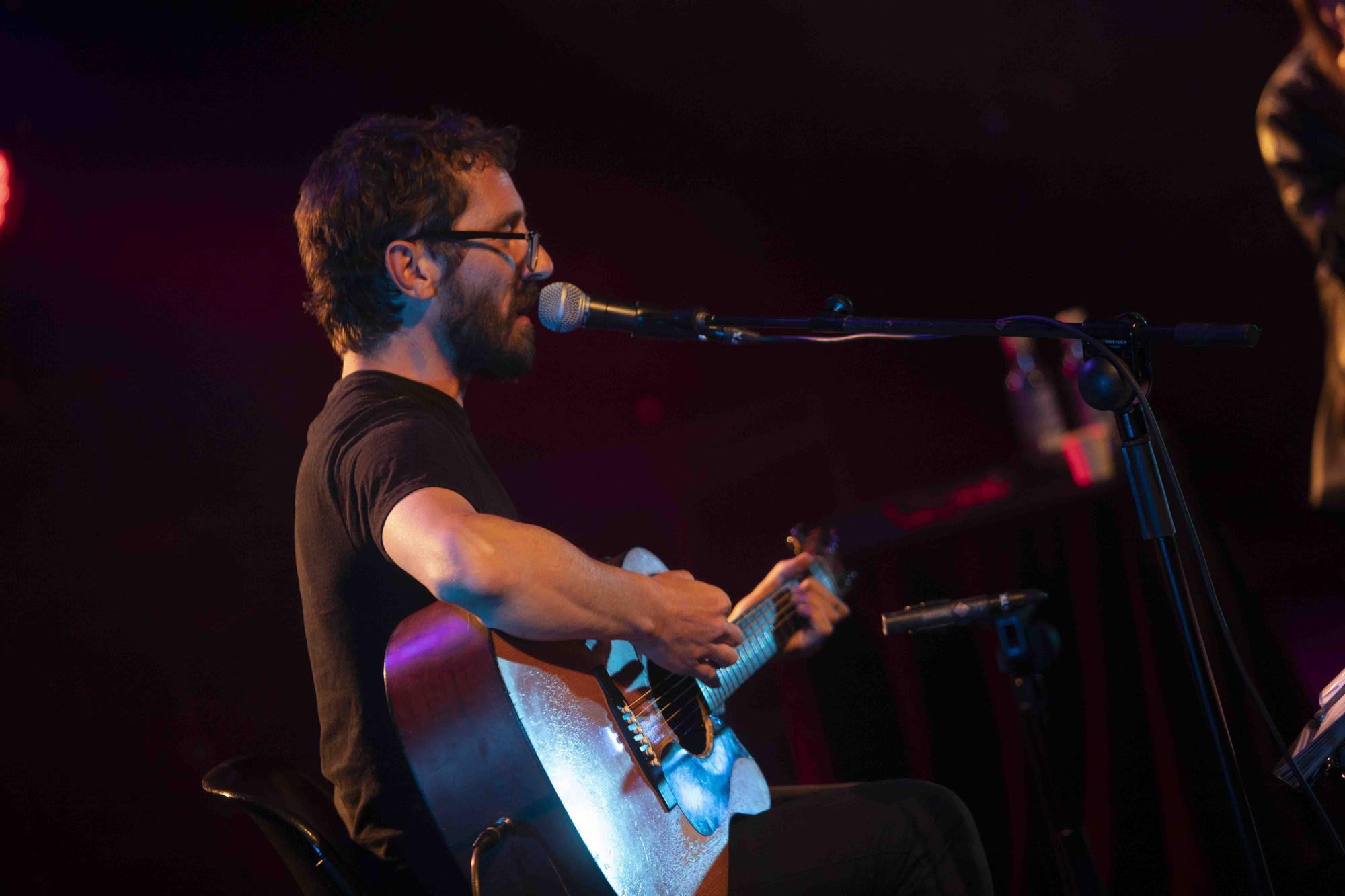 Así fue la actuación de María del Mar Bonet y Borja Penalba en el Gran Teatre de Xàtiva