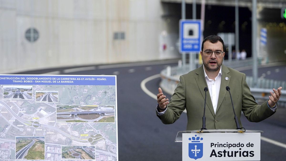 El presidente del Principado de Asturias, Adrián Barbón, en un acto en Siero este sábado.