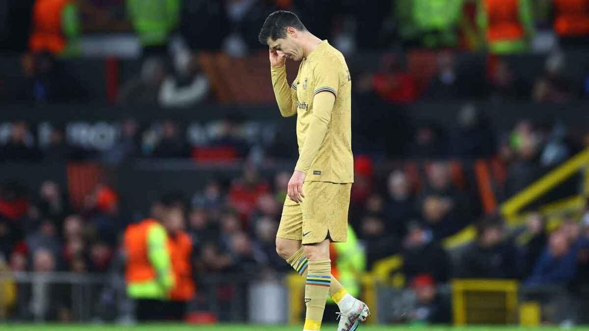 Lewandowski se resigna a la eliminación del Barça en Old Trafford