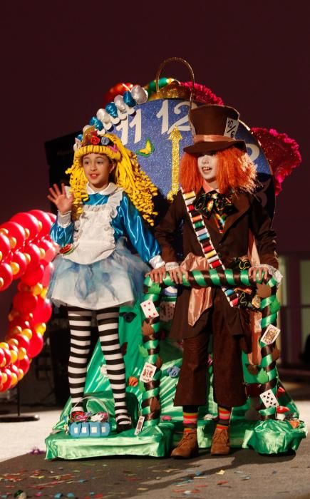 Carnaval infantil en el Calatrava de Oviedo