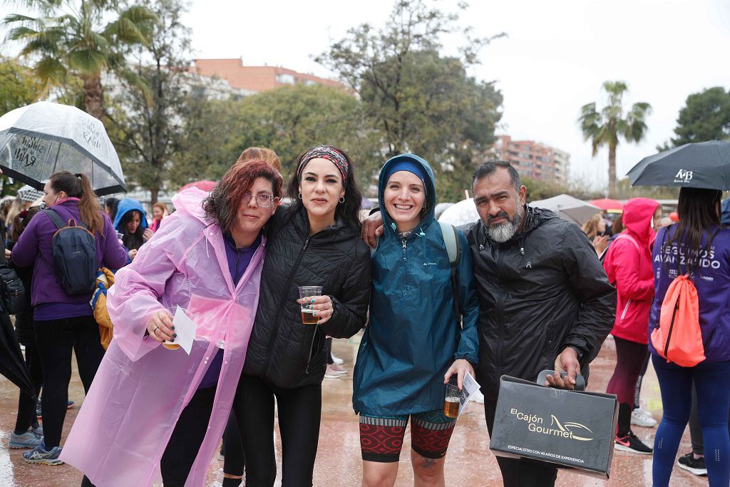 Carrera de la Mujer Murcia 2022: las participantes posan en el photocall