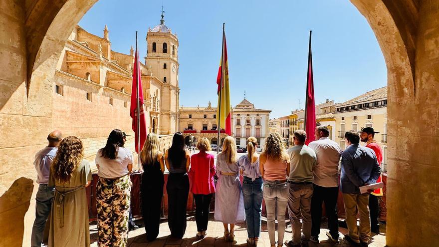 Ministriles y Clarineros anuncian la procesión del Corpus en Lorca