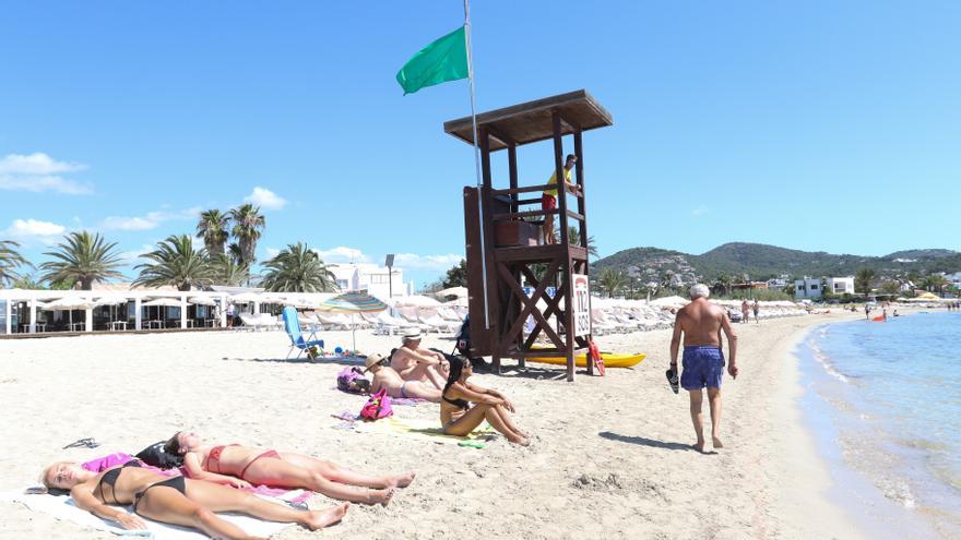 Servicio de socorrismo en las playas de Ibiza en Semana Santa