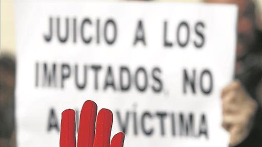 La Fiscalía desarma a ‘La manada’ durante su informe final en el juicio por violación