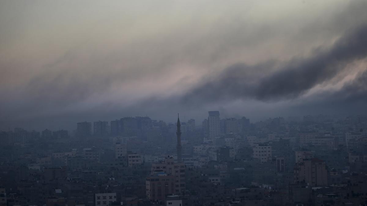 Los bombardeos continúan en la Franja de Gaza.