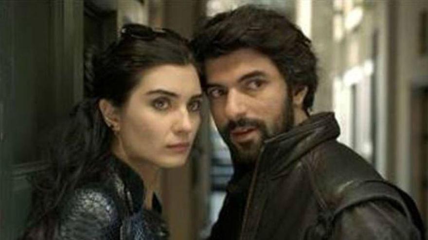 Nova estrena la serie turca de intrigas policiales &#039;Amor de contrabando&#039;