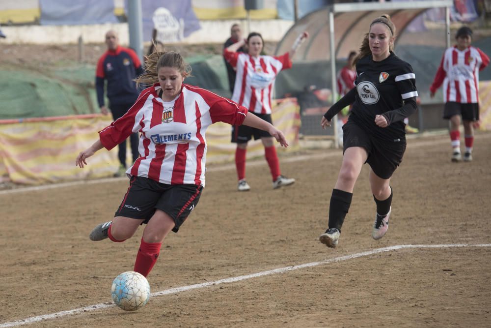 La primera jugadora transsexual catalana debuta a