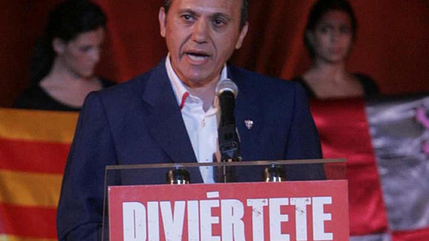 El presidente Del Nido, durante la presentación de la campaña &quot;Diviértete con nosotros&quot;.