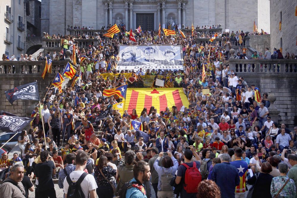 Estudiants, professors i personal de la UdG s''han manifestat a Girona