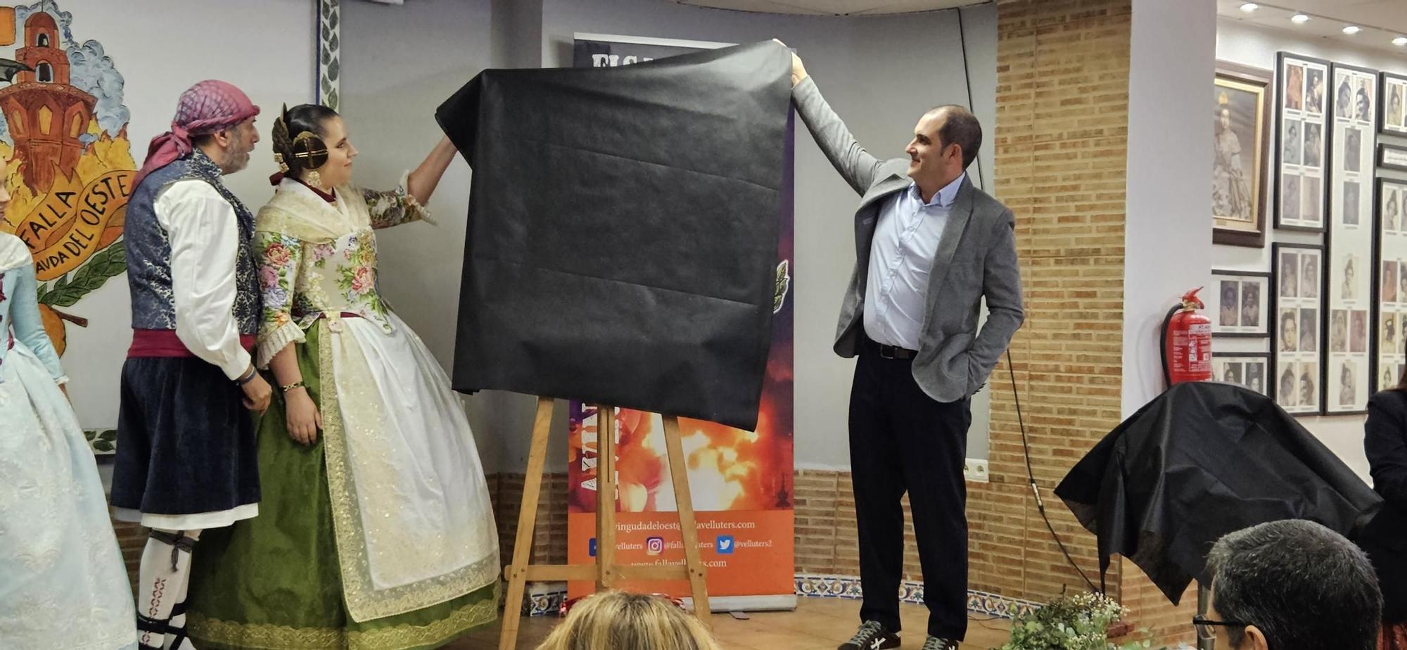 Presentación de los bocetos de la falla Avenida del Oeste