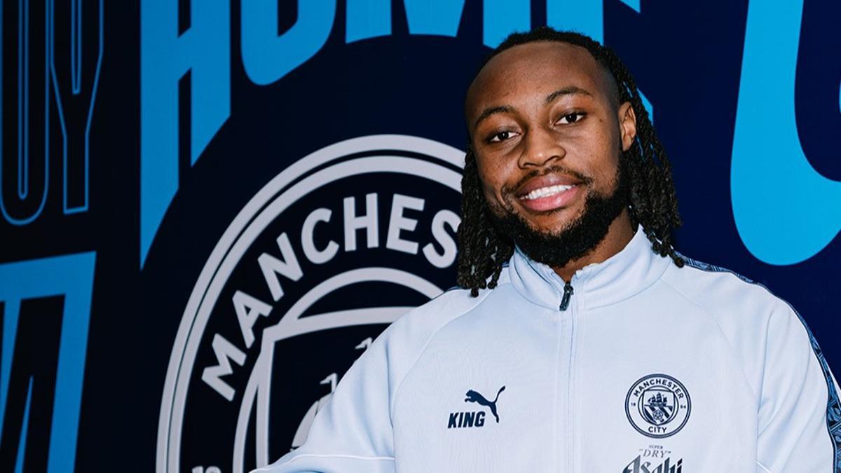 Antoine Semenyo, durante su presentación con el Manchester City.