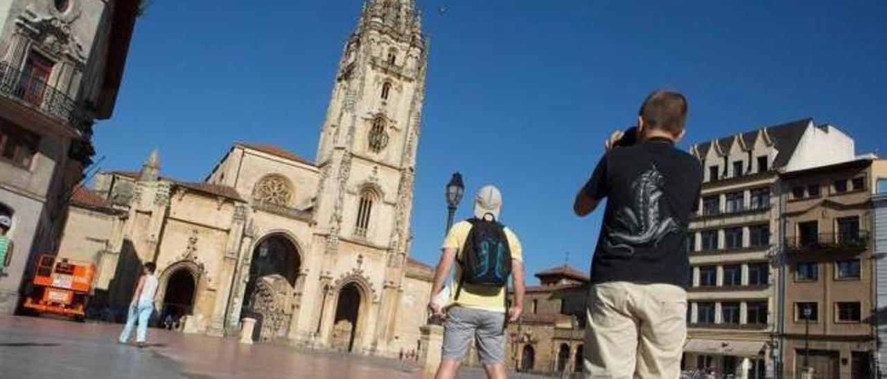 La plaza de la Catedral tiene que ser más acogedora, sostienen los arquitectos