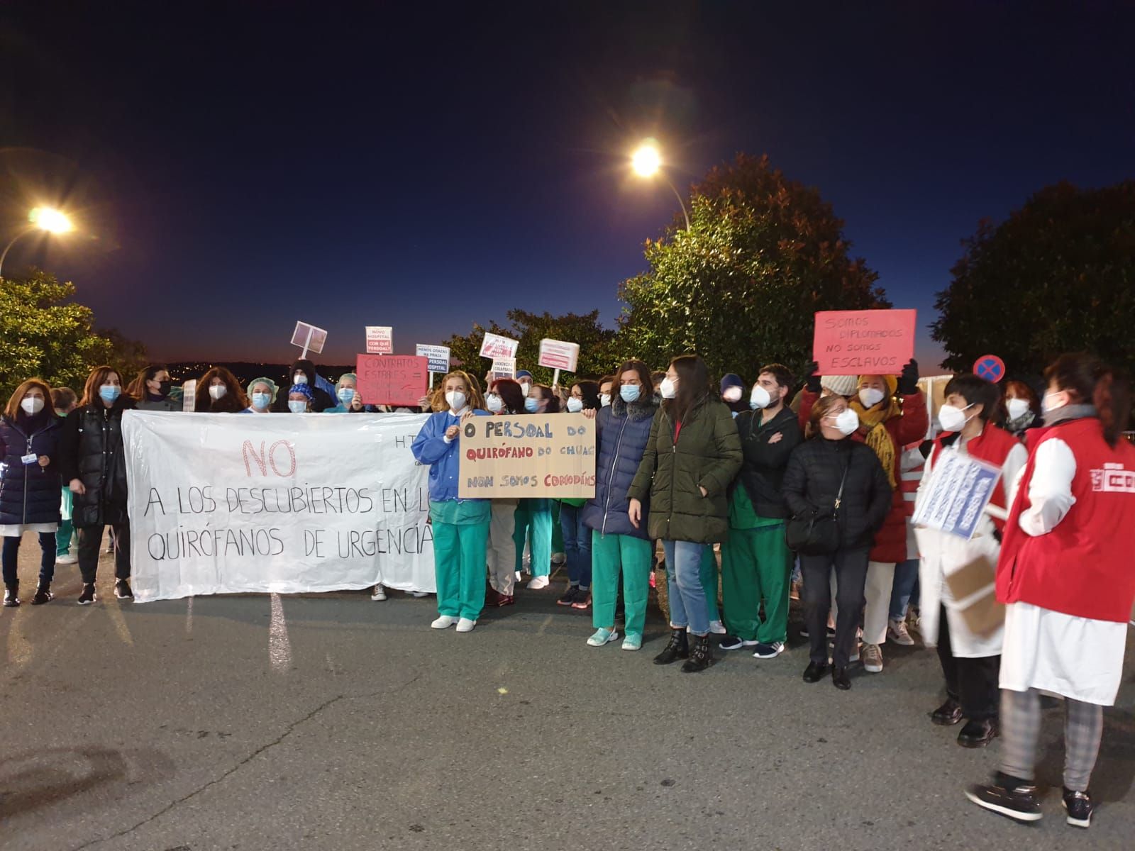 Protesta del personal del bloque quirúrgico del Hospital Universitario de A Coruña