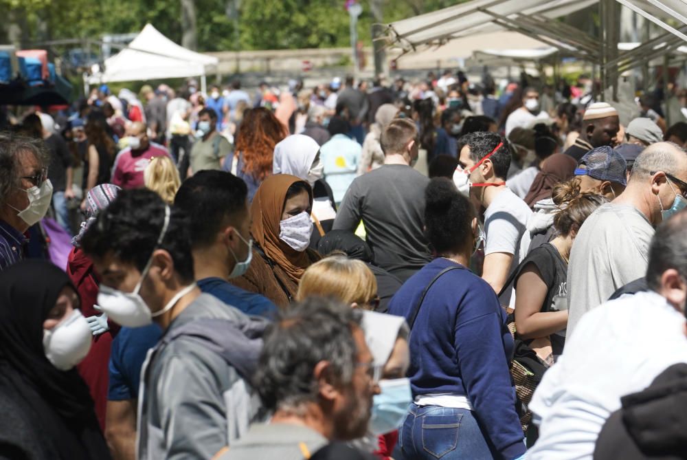 Imatges: EL mercat de Girona en un dissabte de confinament