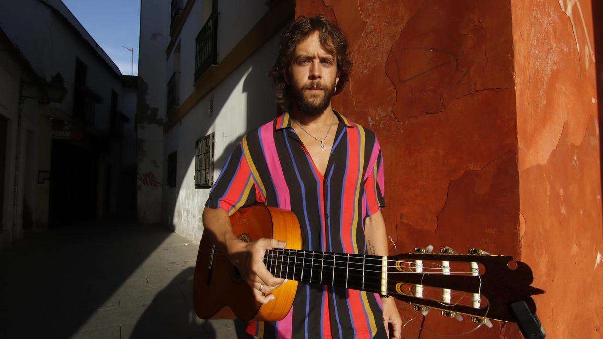 El guitarrista cordobés Luis Medina.