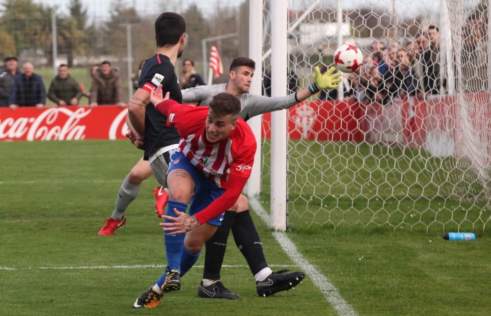 Partido entre el Sporting B y el Athletic B