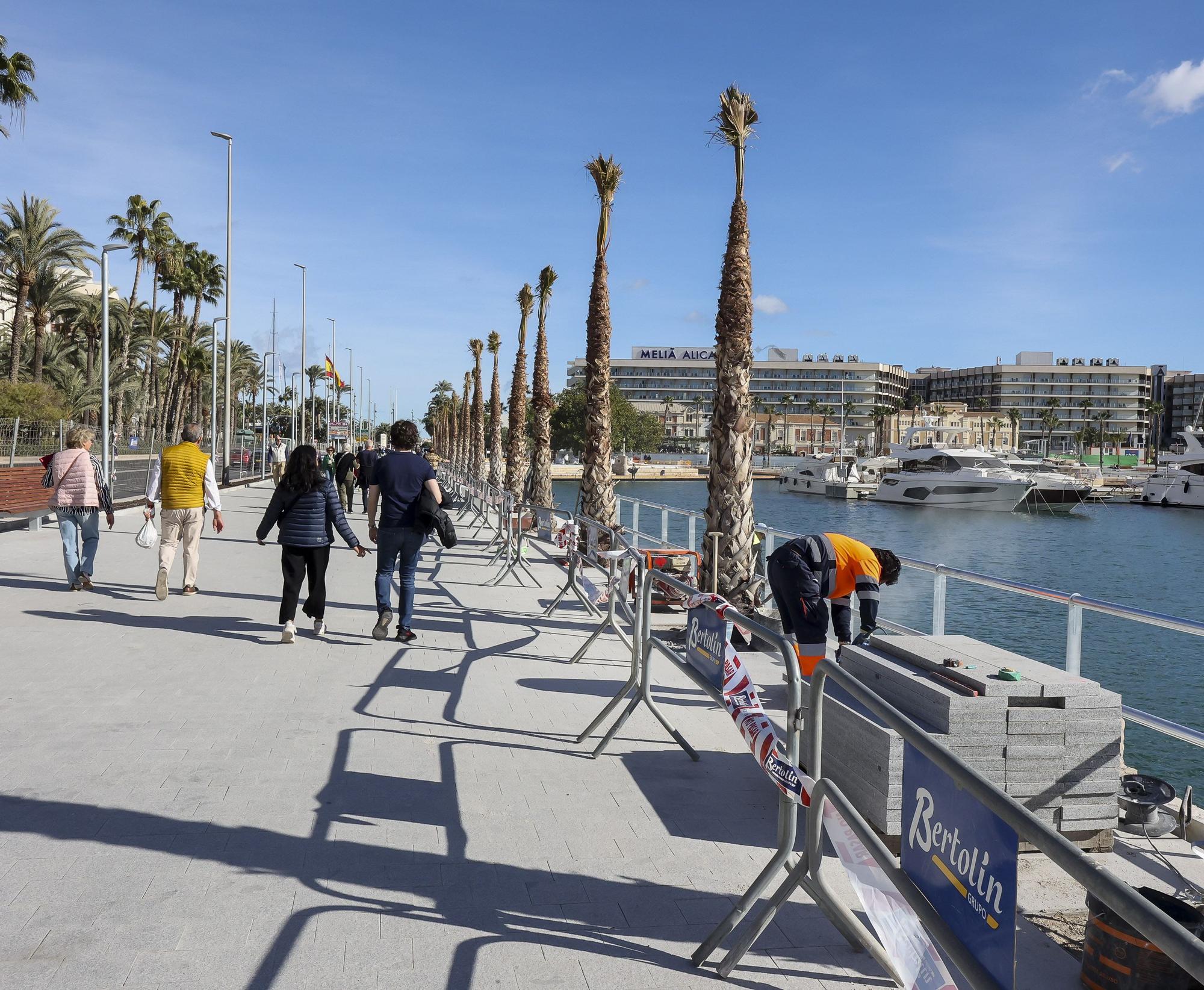 Un paseo entre vallas y obreros en la semana de la Volvo Ocean Race