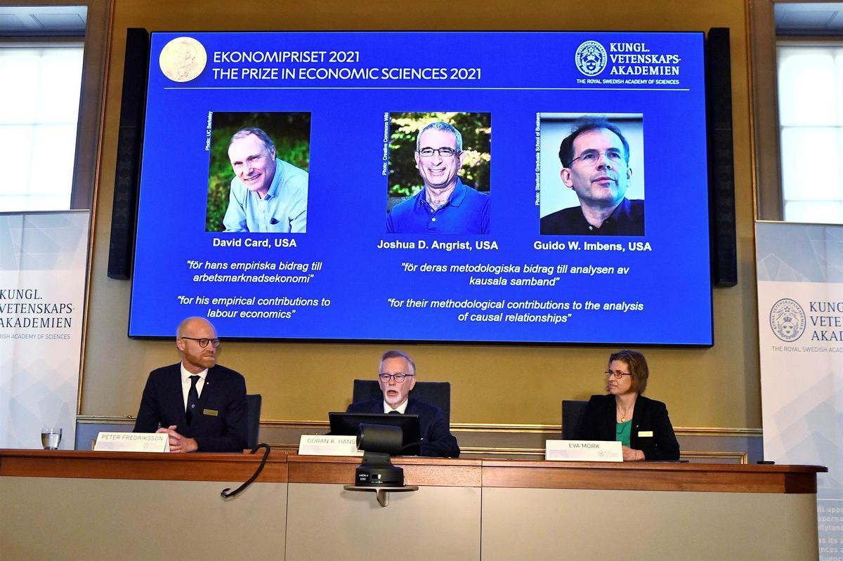 Los responsables de la Academia sueca de las Ciencias anuncian los ganadores del Nobel de Economía 2021