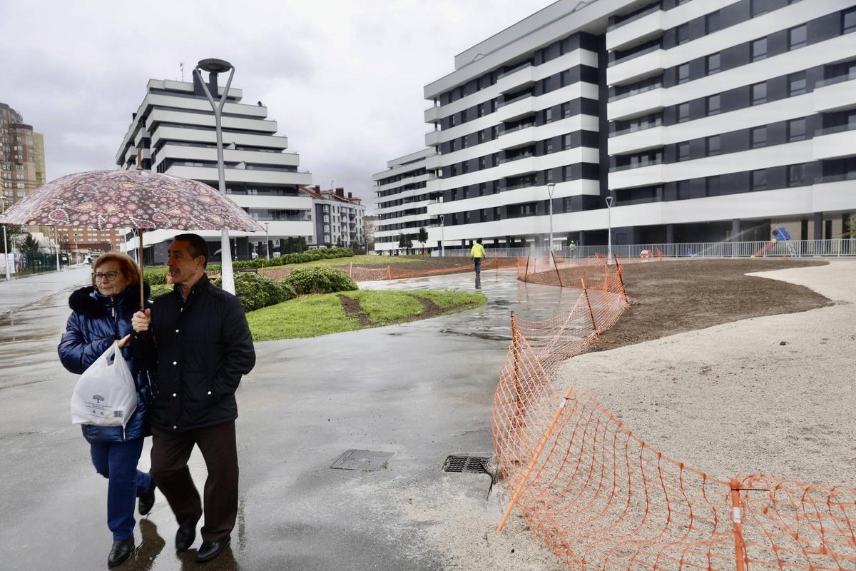 La construcción transforma la fachada marítima de la zona oeste de Gijón en el Arbeyal (en imágenes)