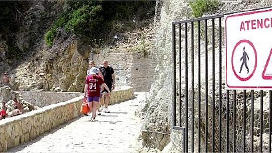 Reobren el camí de Ronda on es va ferir una turista