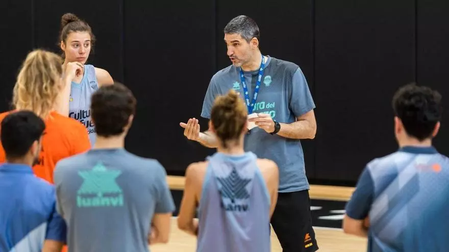El Valencia Basket prepara el duelo frente al Perfumerías Avenida