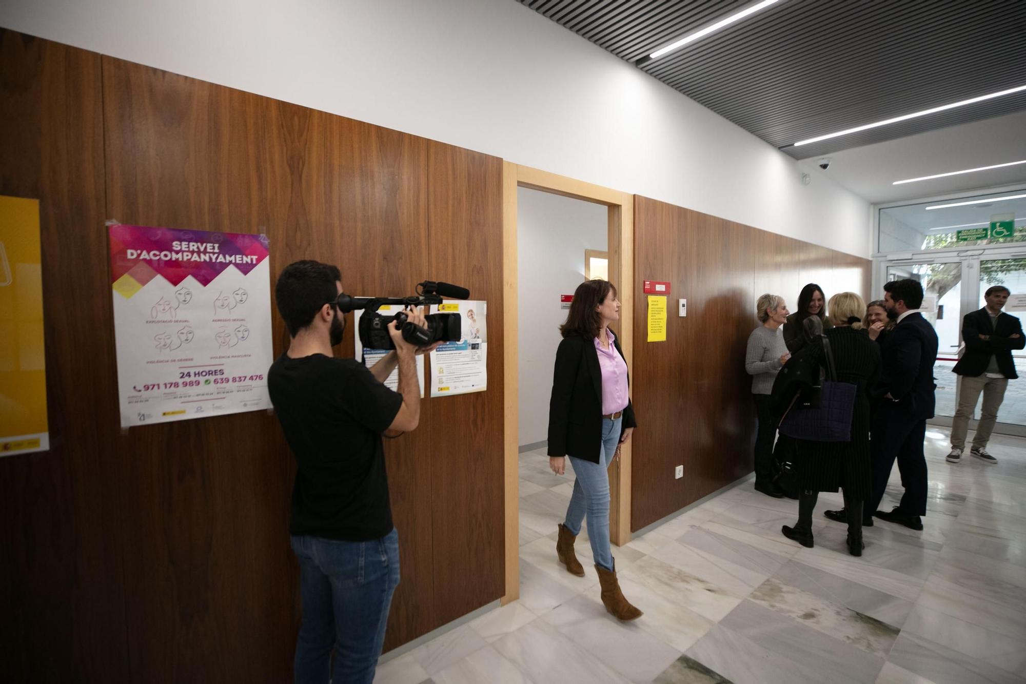 Mira quí las imágenes de la presentación de la nueva sala de mediación de los juzgados de Ibiza