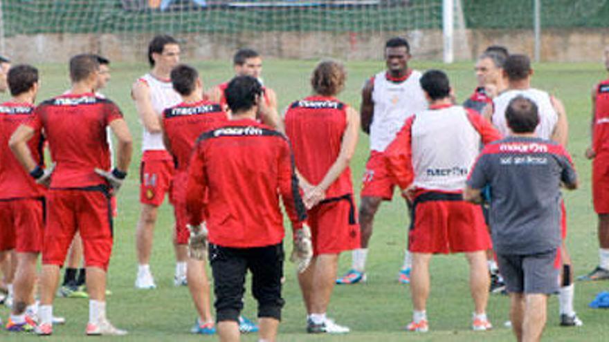 El Mallorca se exige romper la racha de derrotas ante el Barça