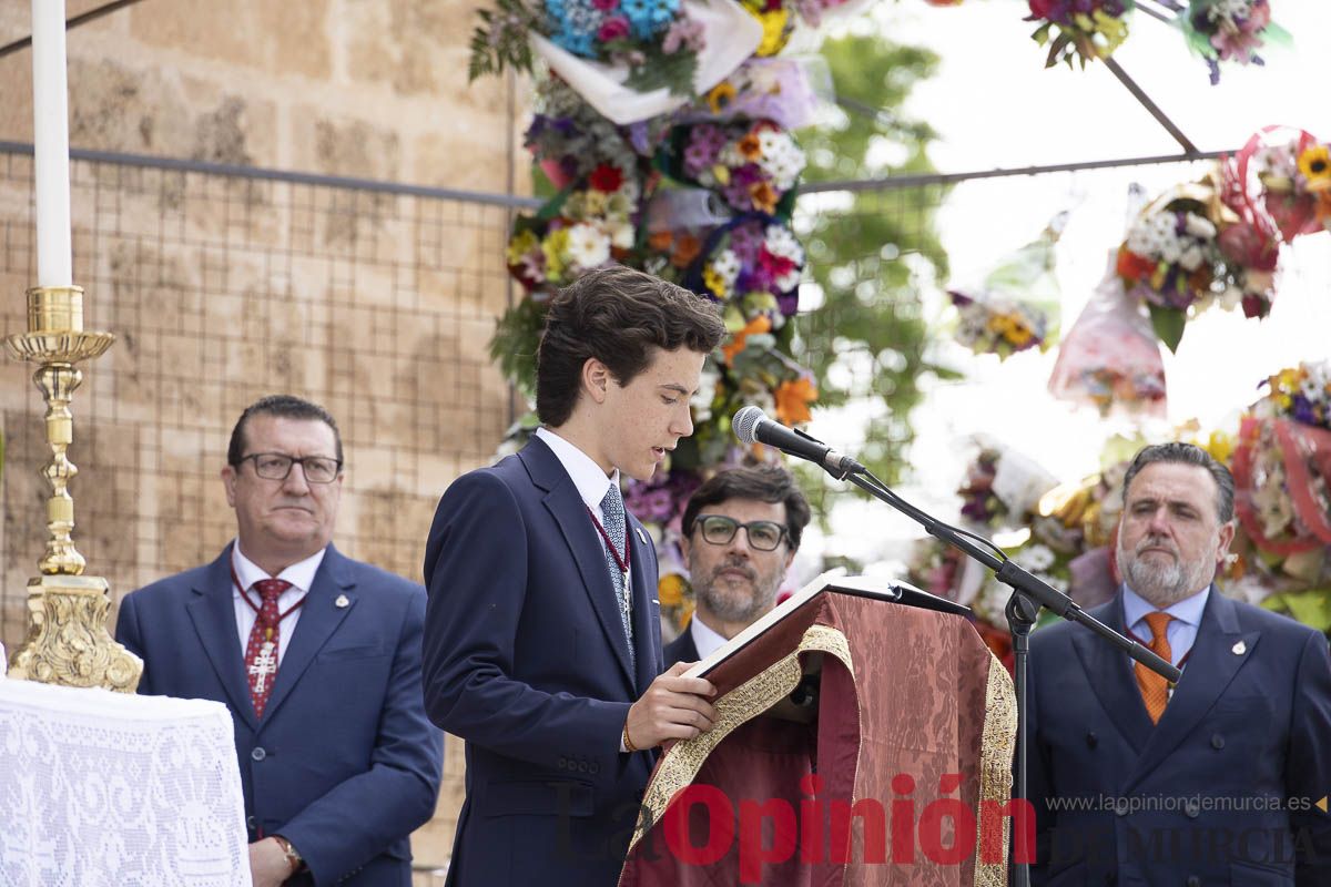 Fiestas de Caravaca | Imposición de cruces a los nuevos hermanos cofrades de la Vera Cruz
