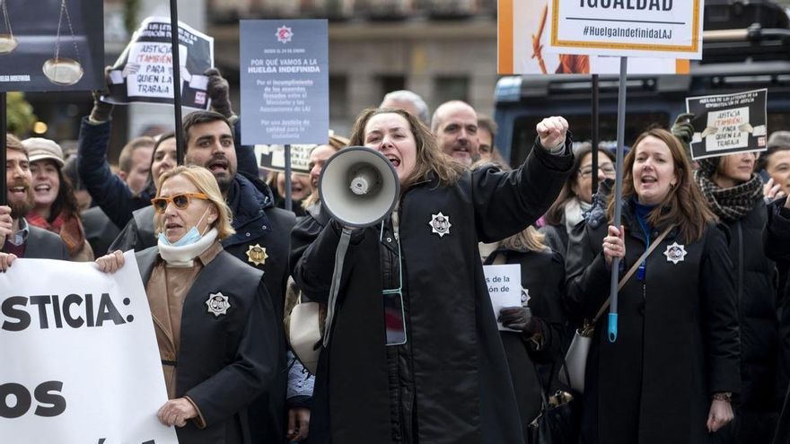 Paro de jueces y fiscales en protesta contra las reformas del Gobierno